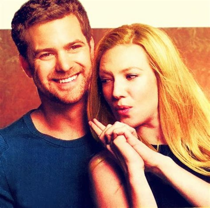 Are Anna and Josh still together 2021?