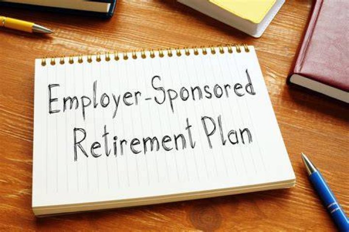 Are employer sponsored retirement plans tax deductible?