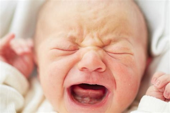 Can a baby be born without crying?