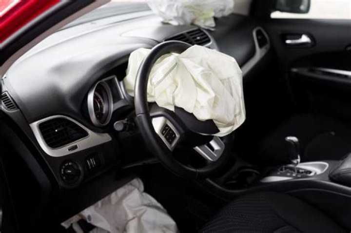 Can a car be fixed if the airbags deploy?