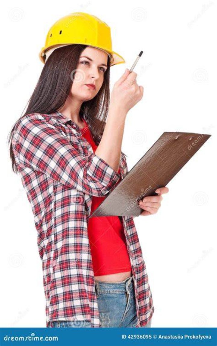Can a girl be a contractor?