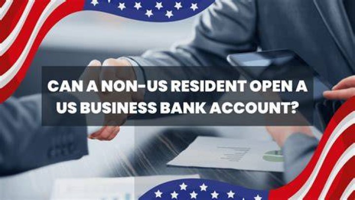 Can a Mexican national have a US bank account?