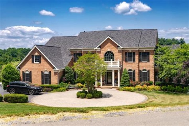 Can a second home be classified as a primary residence?