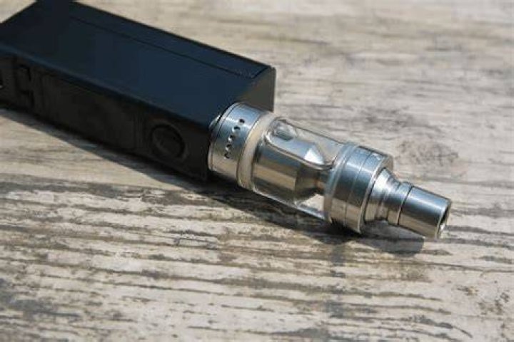 Can I put vodka in my vape?