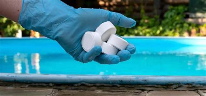 Can I use chlorine in a pool without filter?