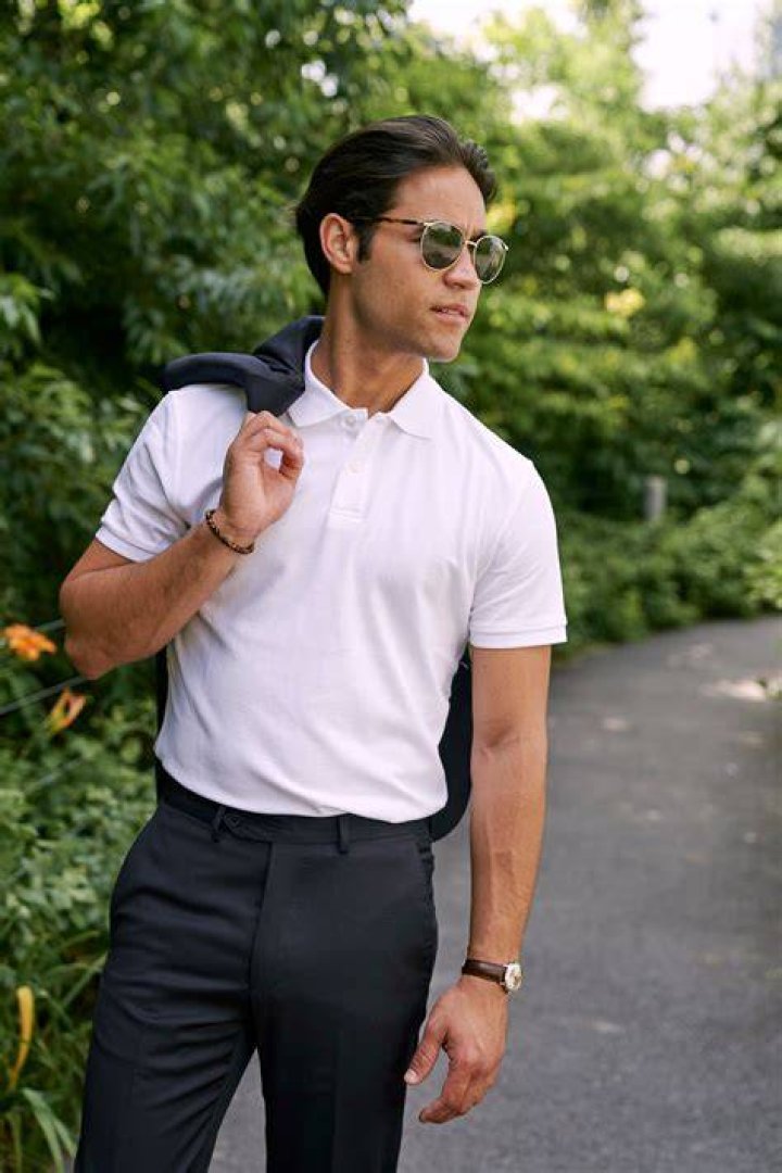Can I wear a polo shirt with suit pants?