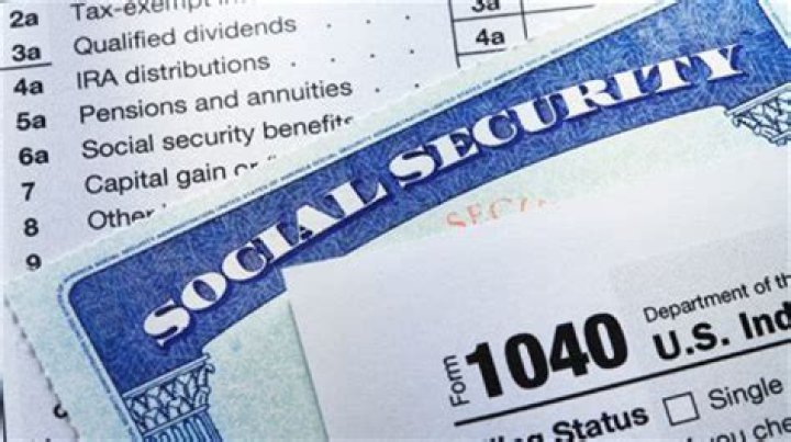 Can someone on SSI file taxes?
