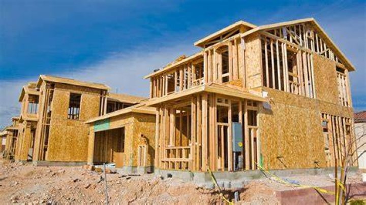 Can you build a house before selling yours?