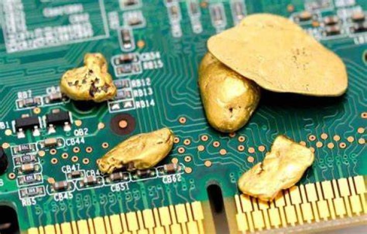 Can you burn circuit boards for gold?