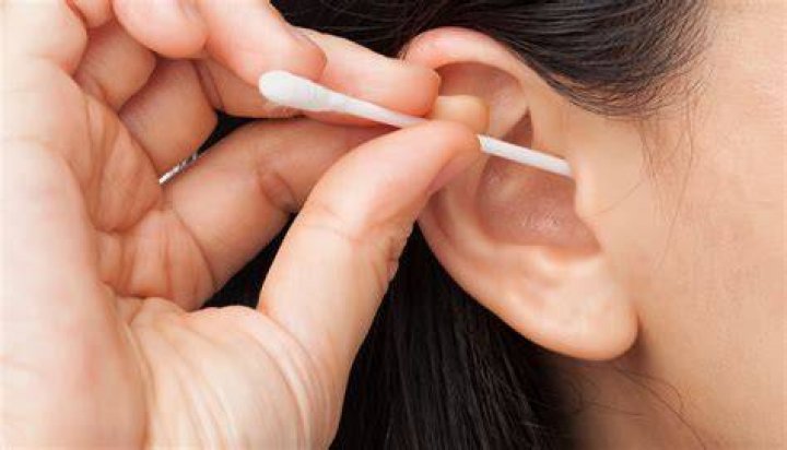 Can you clean baby ears with Q Tip?