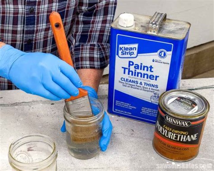 Can you clean headlights with paint thinner?
