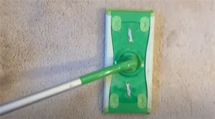Can you clean walls with Swiffer wet?
