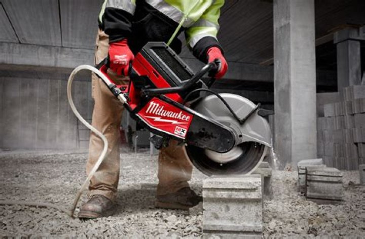Can you cut concrete with a hand saw?