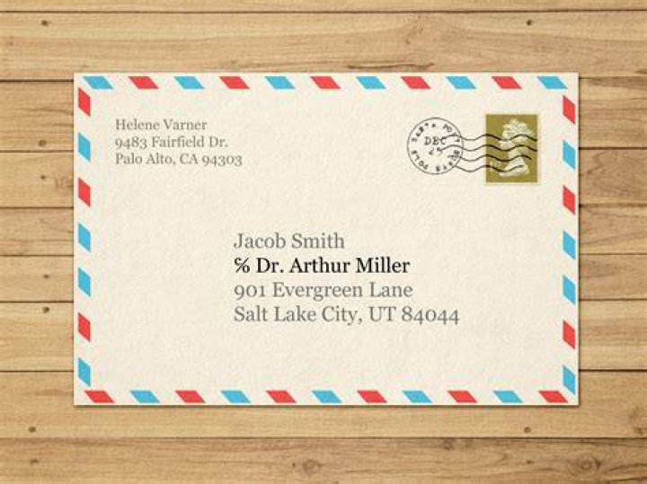 Can you mail two letters one envelope?