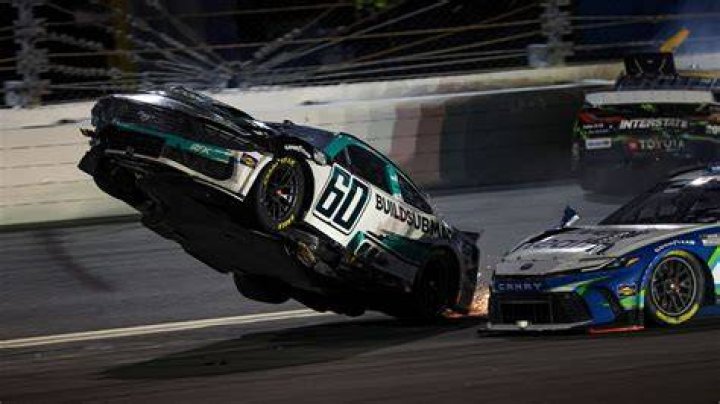 Can you purposely crash in NASCAR?