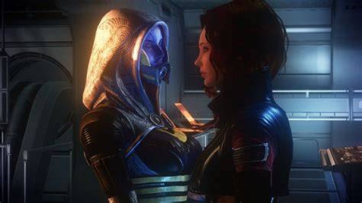 Can you romance Ashley as Femshep?