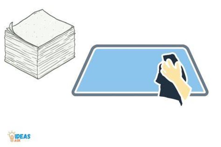 Can you use paper towels on car windows?