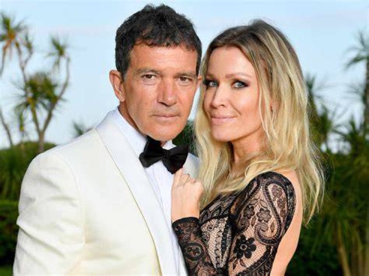 Did Antonio Banderas marry kimpel?