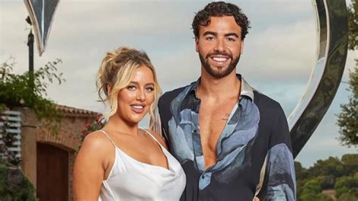 Did Dom and Jess get together Love Island?