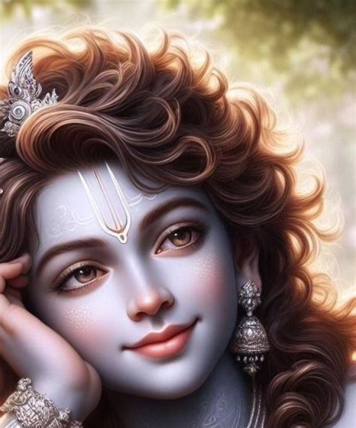 Did Lord Krishna have curly hair?