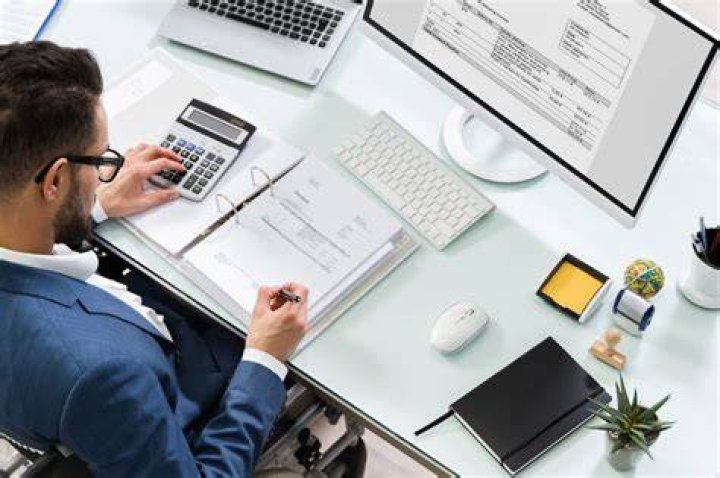 Do accountants have projects?