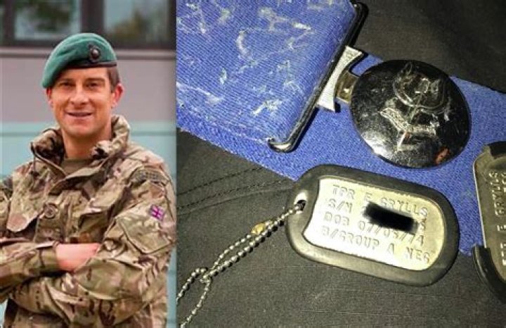 Do British soldiers wear dog tags?