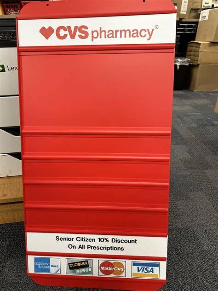 Do employees at CVS get a discount?