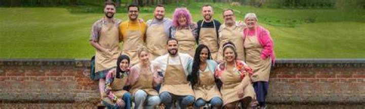 Do Great British bakers get paid?