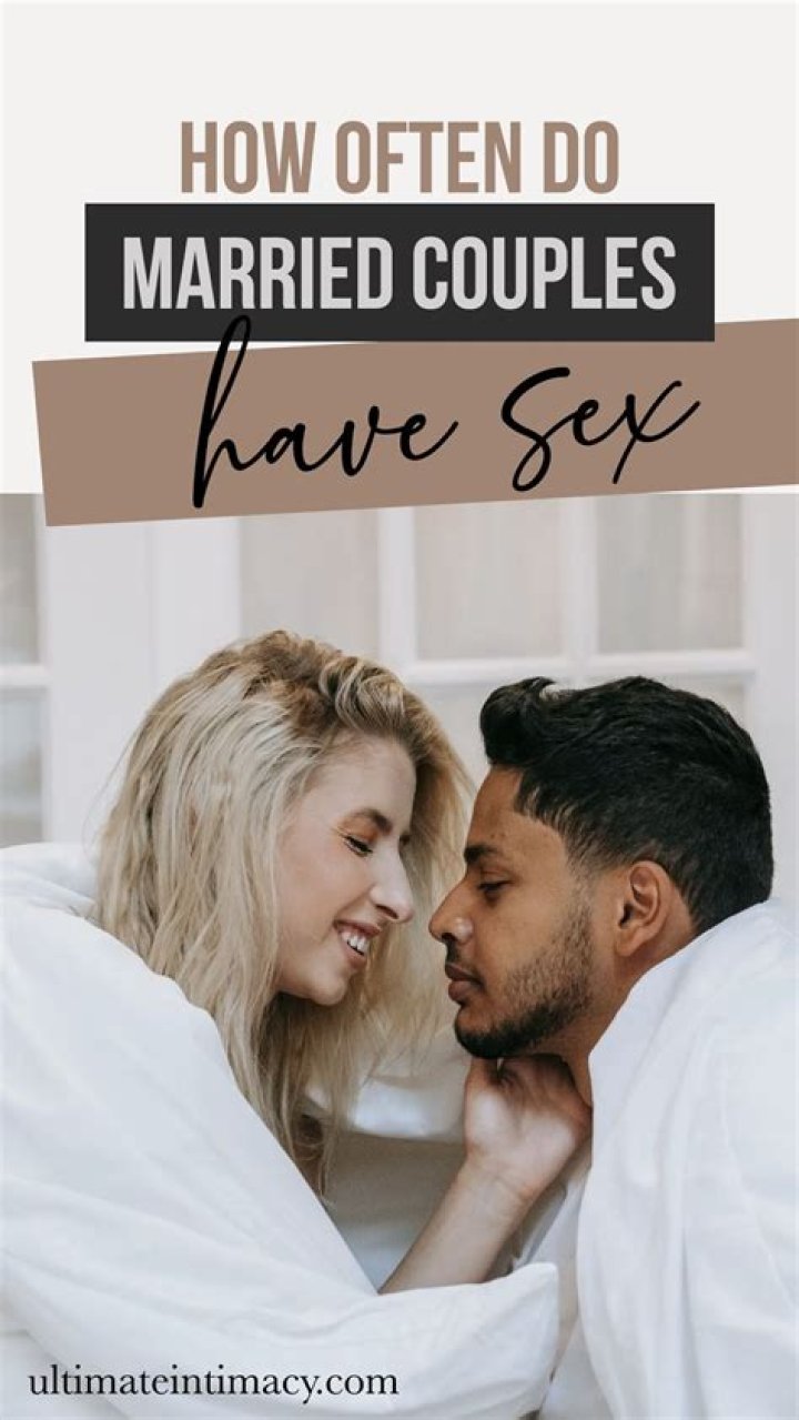 Do married couples both get OAS?