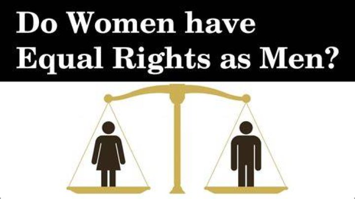 Do men and women have equal rights in Peru?