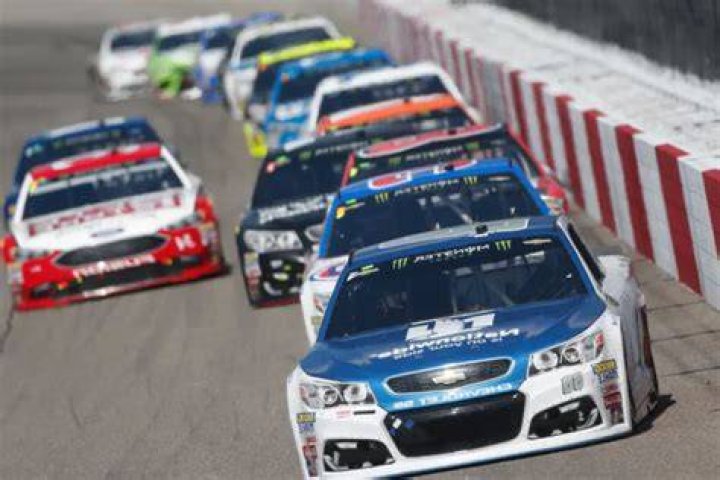 Do NASCAR cars have AC?