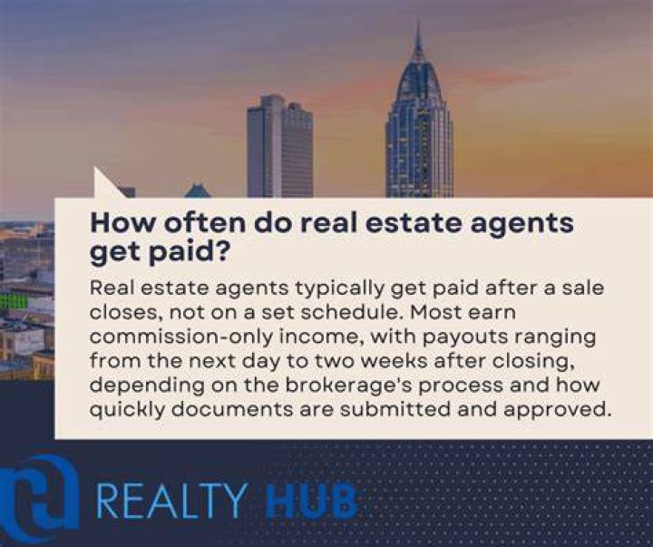 Do real estates get paid a lot?