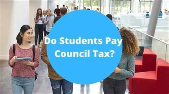 Do students pay tax in India?