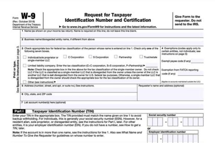 Do w9 employees have taxes taken out?