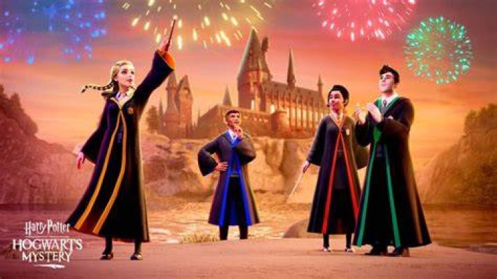 Do you age in Hogwarts Mystery?