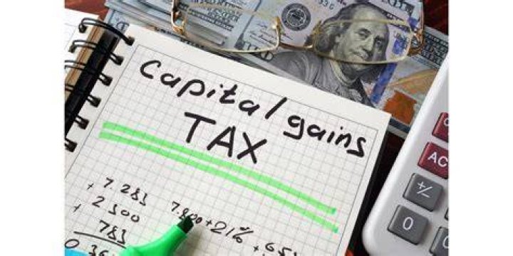 Do you pay capital gains on divorce settlement?
