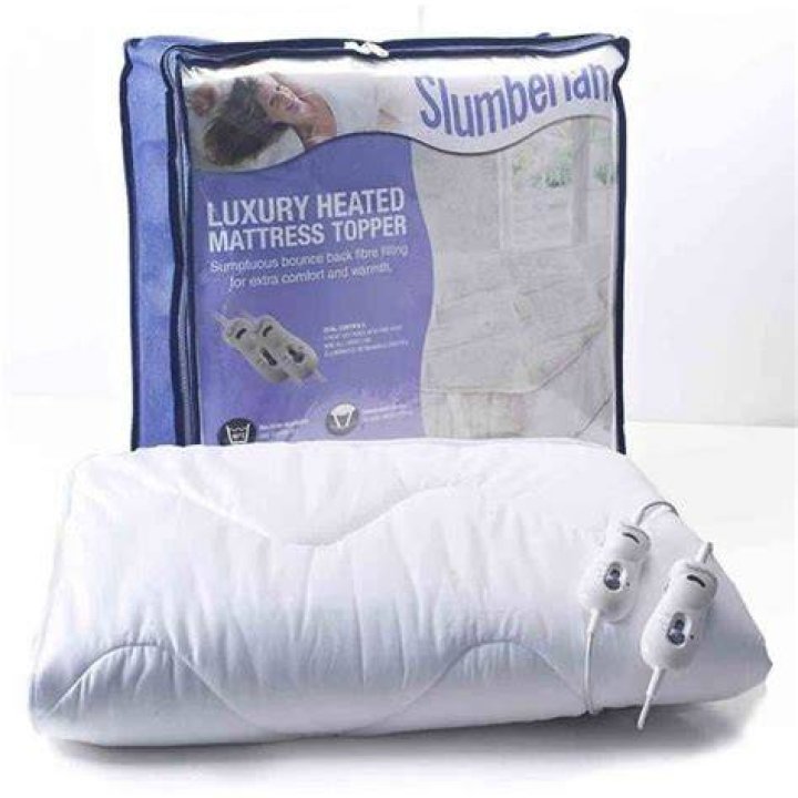Does a mattress topper go under an electric blanket?