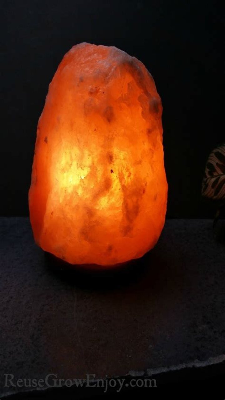 Does a salt lamp really work?