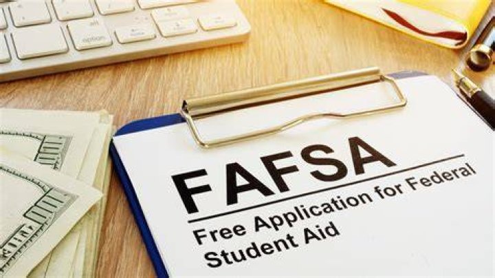 Does fafsa give more for out-of-state tuition?