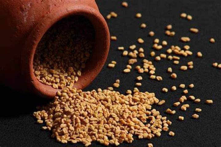 Does fenugreek make you smell?