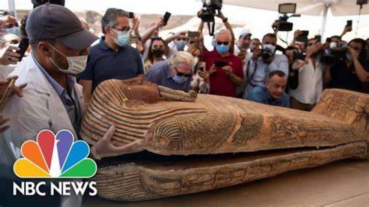 Does mummification still exist today?
