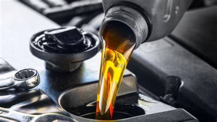 Does oil change affect mpg?