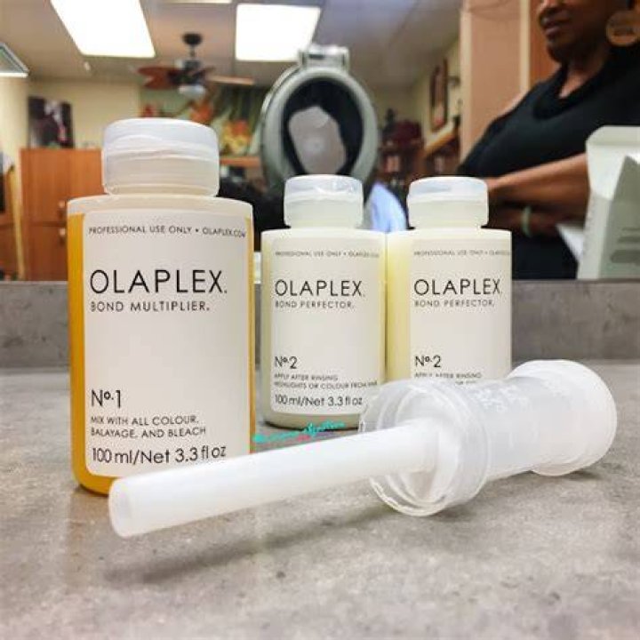 Does OLAPLEX work on Brazilian Blowout?