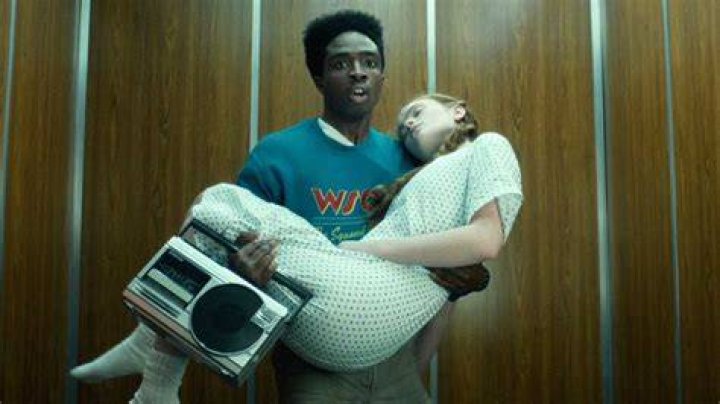 Does Stranger Things have romance?