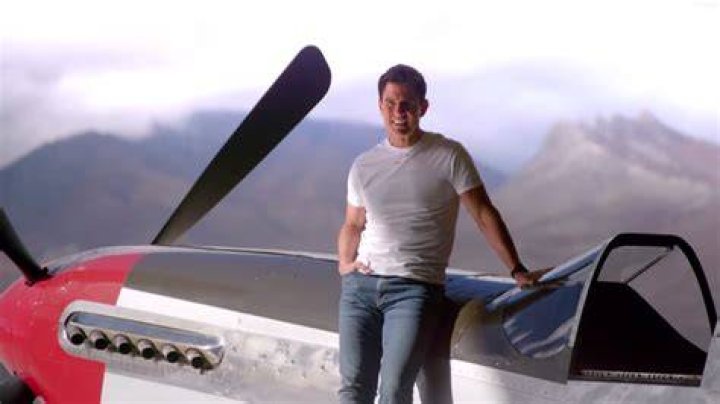 Does Tom Cruise own a P51?
