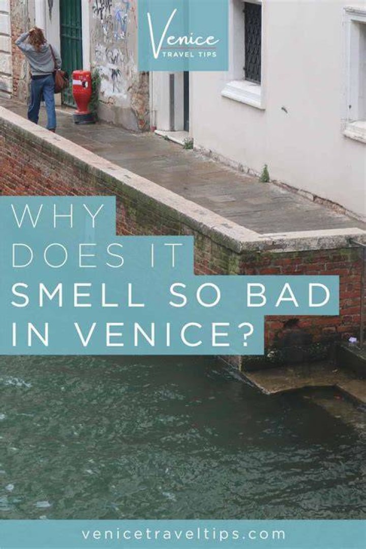 Does Venice smell like sewage?