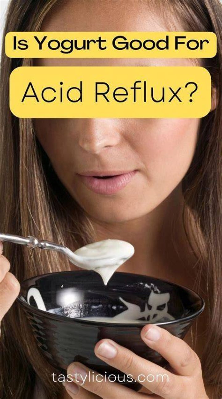 Does yogurt help acid reflux in dogs?
