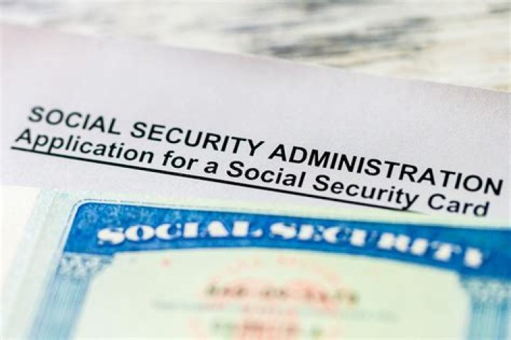 Does your Social Security card number change when you get married?