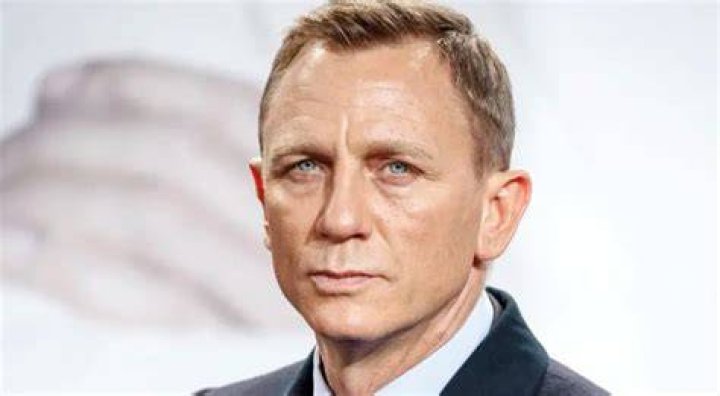 Has Daniel Craig quit smoking?