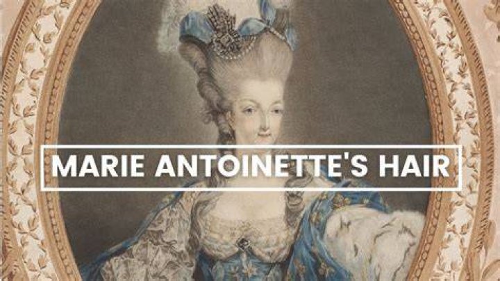 How did Marie Antoinette do her hair?